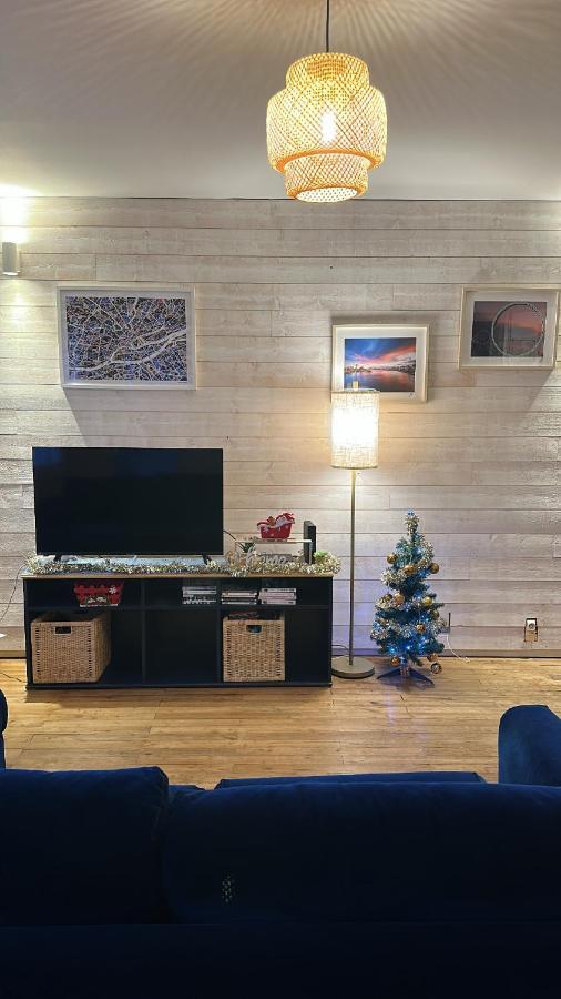Charmant T2 Bien Place Avec Parking Nantes Dış mekan fotoğraf